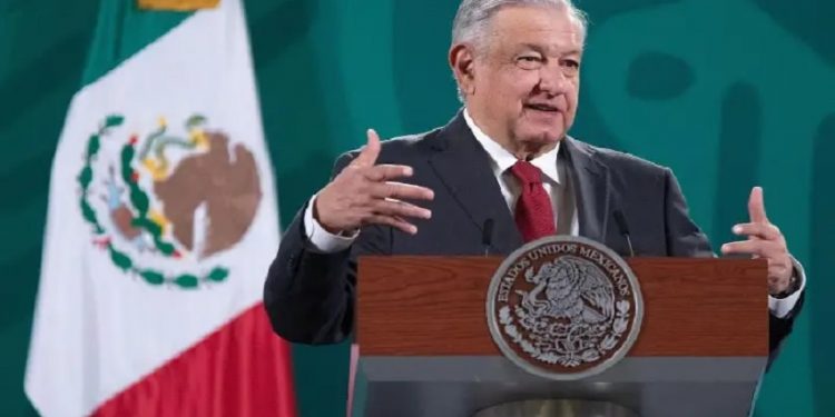 O presidente Andrés Manuel López Obrador, em coletiva de imprensa nesta segunda-feira. Mexico/Presidency/Handout/EFE