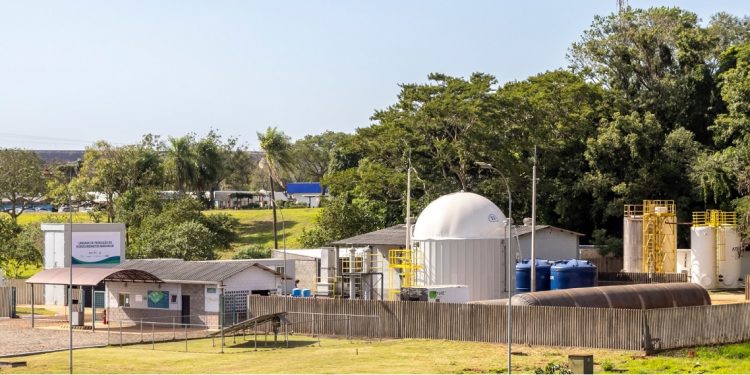 Primeira Unidade de Produção de Hidrocarbonetos e Energia Renovável do país está localizada em Foz do Iguaçu, nas dependências da Itaipu Binacional. (Foto: Kiko Sierich - Itaipu Parquetec)