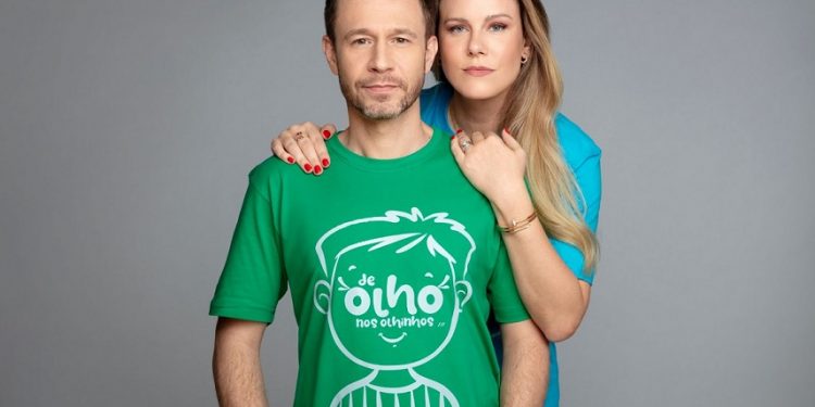 Daiana Garbin e Tiago Leifert, idealizadores da Campanha De Olho nos Olhinhos.

Foto: Danilo Borges