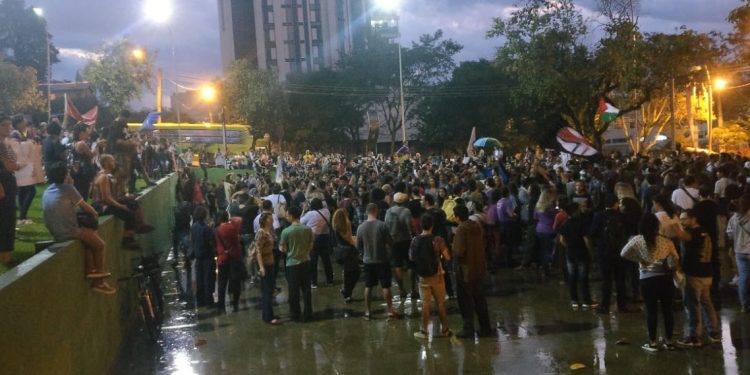 Praça da Paz se tornou palco das grandes mobilizações e protestos em Foz do Iguaçu - Foto: Amilton Farias