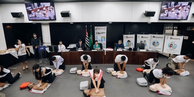 Crédito das fotografias KSLB: cedidas pela equipe do KSLB