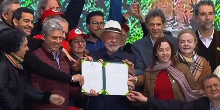 Da grilagem à reforma agrária: União encerra um dos maiores conflitos fundiários do Sul do Brasil